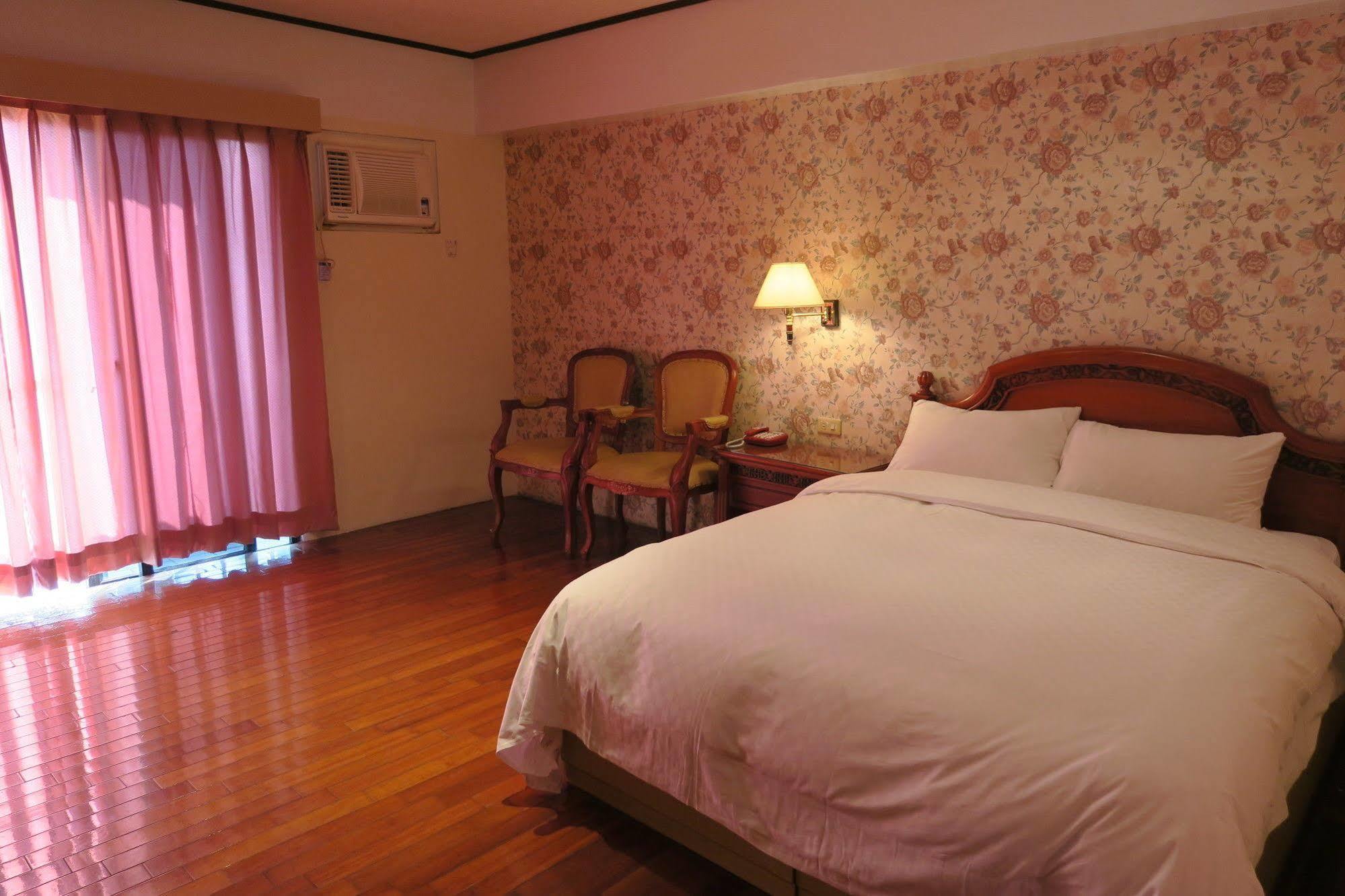 แชมป์เพนช์ โฮเต็ล Hotel เจียวซี ภายนอก รูปภาพ